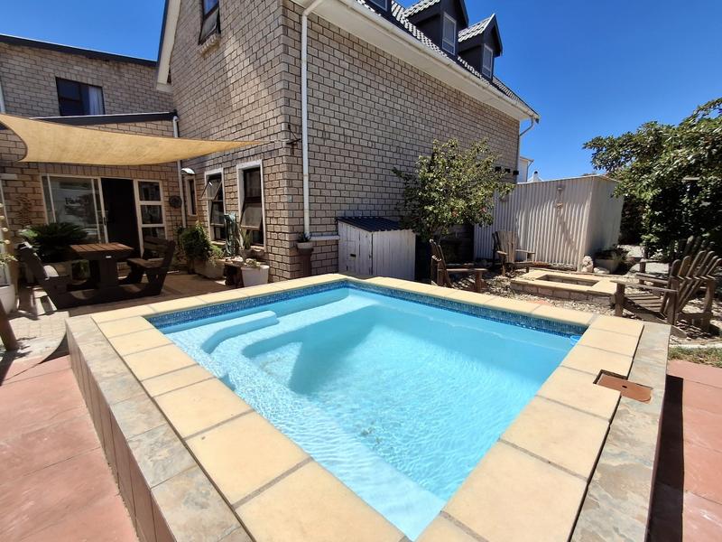 5 Bedroom Property for Sale in Britannia Bay Western Cape